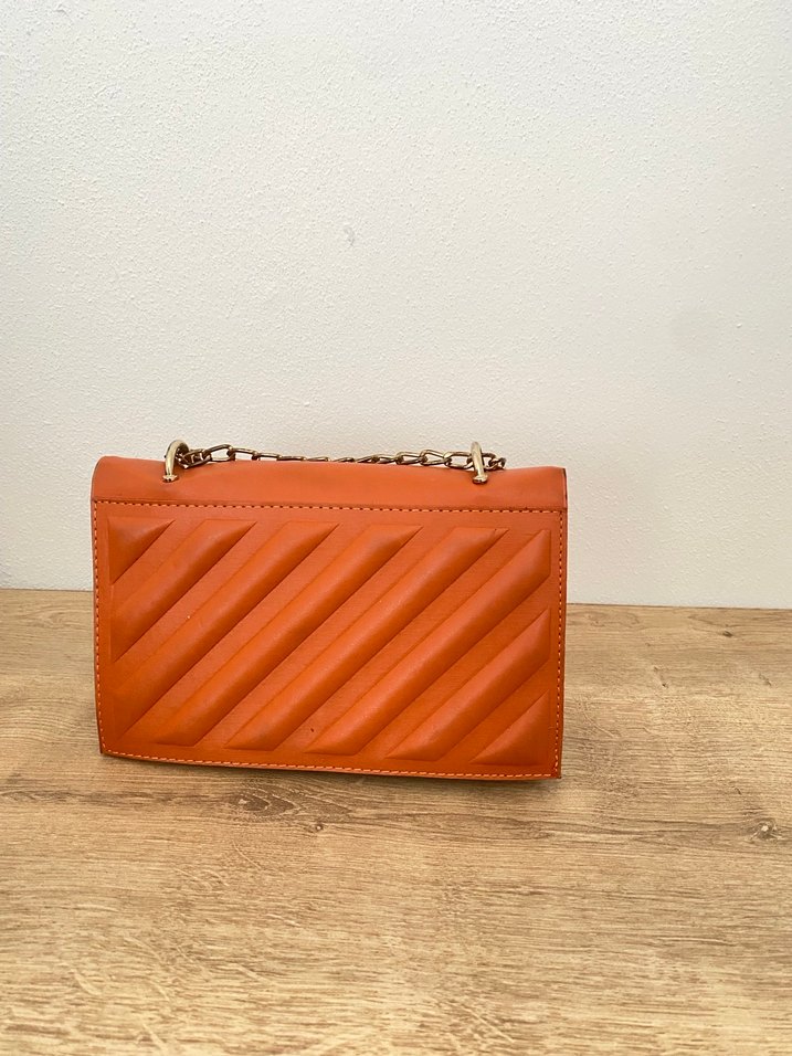 Zincir Detaylı turuncu Kadın Çanta - Görsel 2