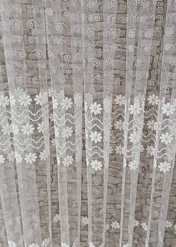 Kırık Beyaz Gül Nakışlı Perde - Görsel 3