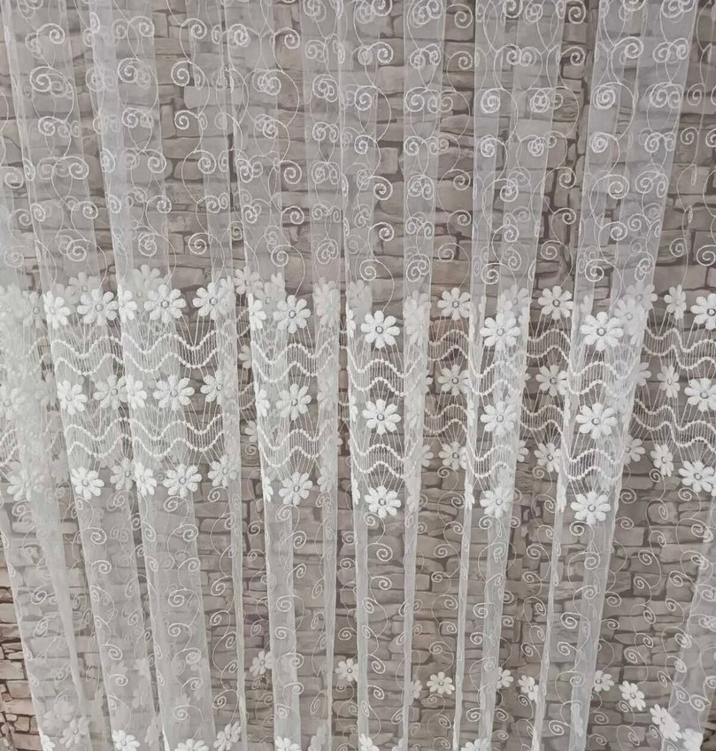 Kırık Beyaz Gül Nakışlı Perde - Görsel 3