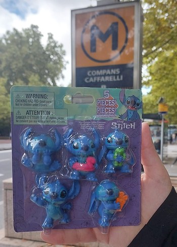 Mavi Stitch Figür Seti 5 Parça orjinal.