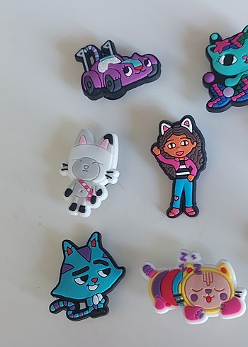  Beden Renk Gabby Dollhouse Crocs terlik süsü Yurtdışından