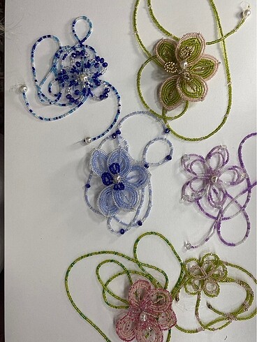 Pinterest Cicek Kolyeler Beaded Flowers