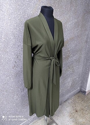 Haki kimono bir çok rengi mevcuttur
