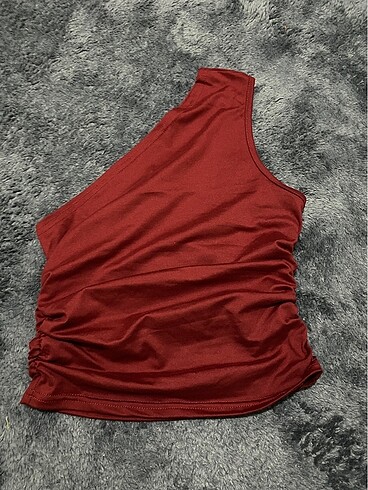Koton tek omuz bordo bluz