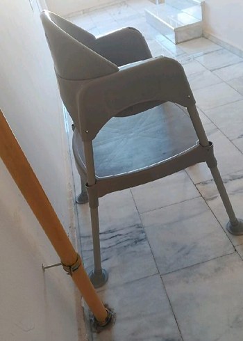 Gri Bebek Mama Sandalyesi - Görsel 2