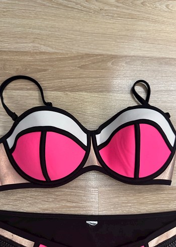 Pembe Modern Mini Bikini Takımı - Görsel 3