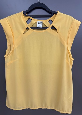 Vero Moda Sari Kolsuz Salas Bluz