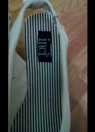 inci << İnci Beyaz Dolgu Topuk Ayakkabı >>