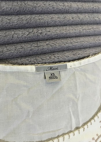 Nakışlı Beyaz Pamuklu Vintage Bohem Bluz - Görsel 2