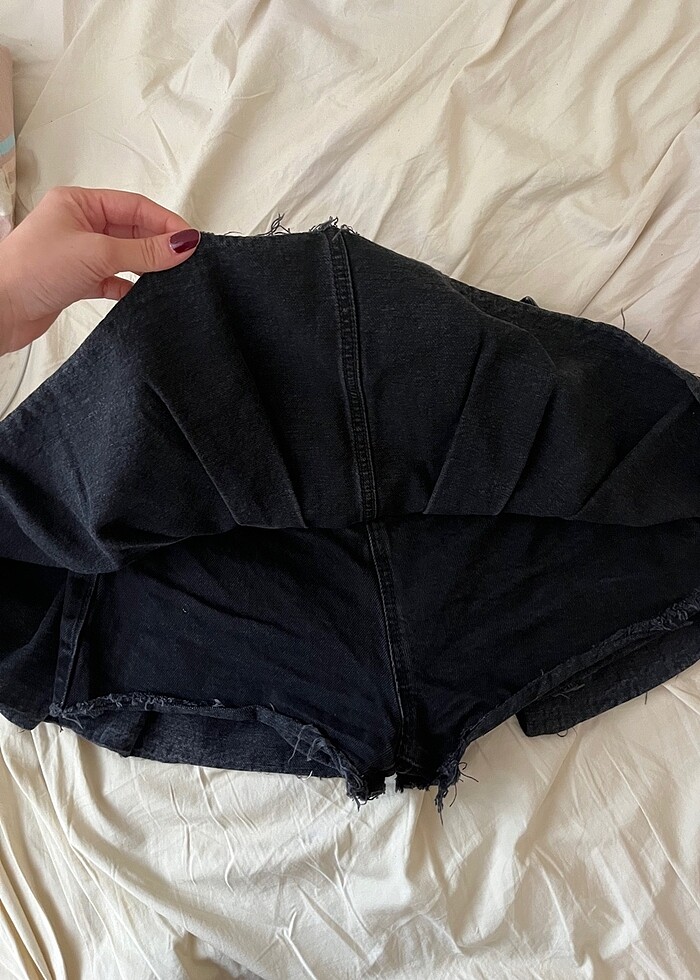 Bershka siyah şort etek - Görsel 3