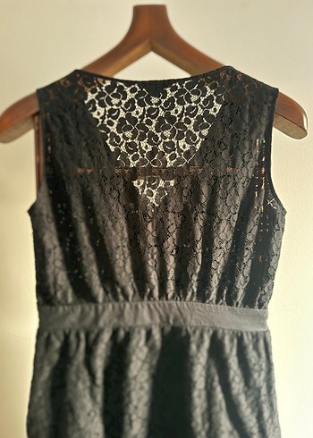 Dantel Detaylı Siyah Midi Elbise - Görsel 6