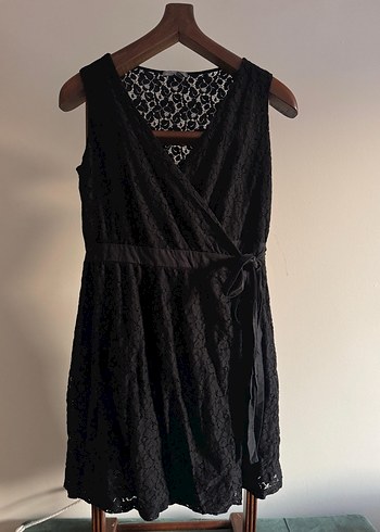 Dantel Detaylı Siyah Midi Elbise - Görsel 4