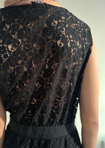 Dantel Detaylı Siyah Midi Elbise - Görsel 11