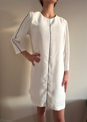 Beyaz Minimalist Midi Elbise - Görsel 2