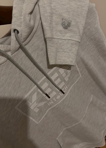 Gri Kapüşonlu Kadın Sweatshirt - Görsel 9