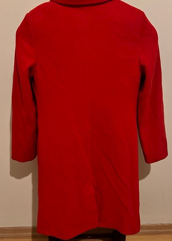 Kırmızı Düğmeli Kadın Kaban - Görsel 10