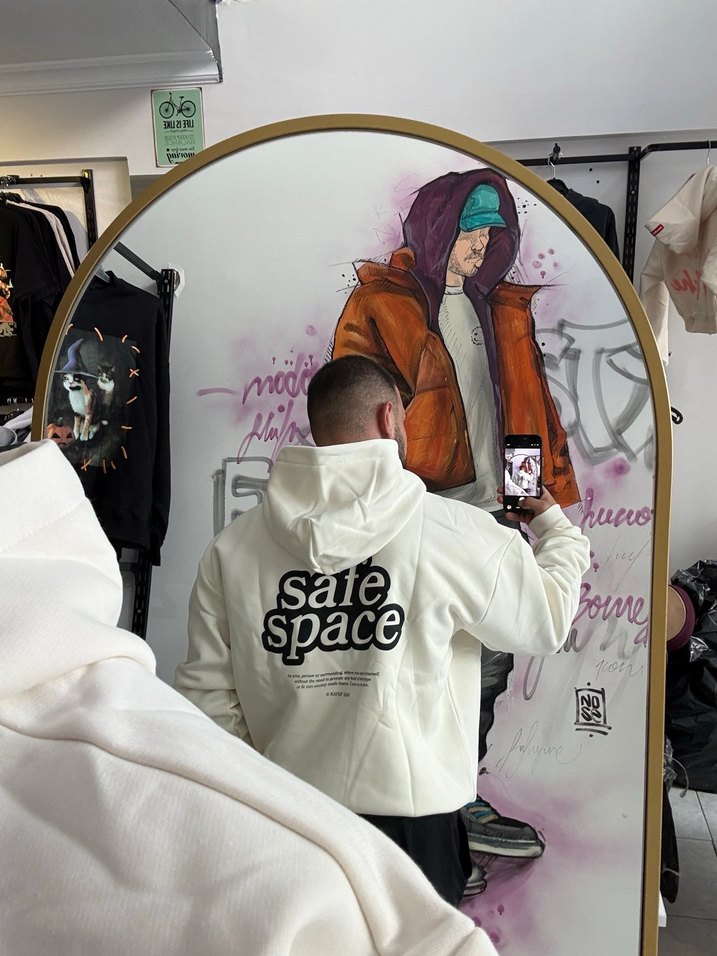 Beyaz Kapüşonlu Erkek Sweatshirt - Görsel 2