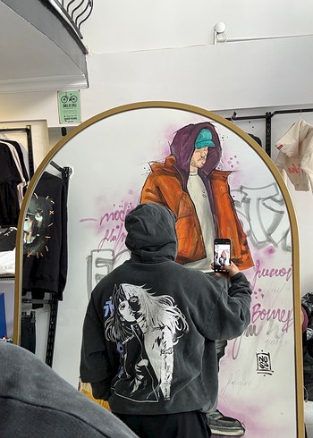 Gri Baskılı Kapüşonlu Oversize Unisex Sweatshirt - Görsel 2