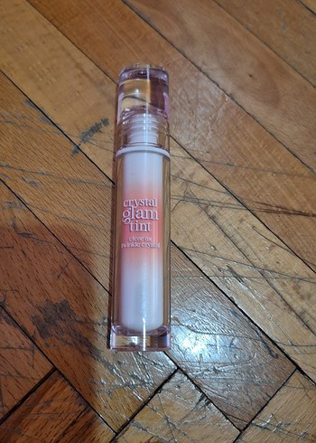 Clio 13 Koschort Pearl Coral Crystal Glam Tint