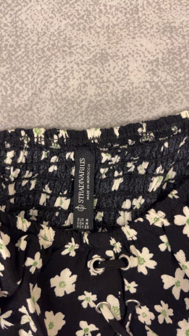 stradivarius çiçekli crop top - Görsel 3