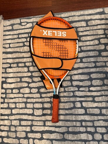 Başlangıç tenis raketi