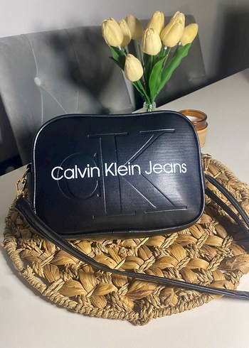 Beden Calvin Klein Siyah Deri Belden Askılı Çanta