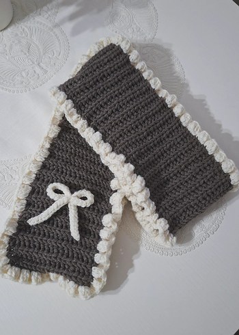 Gri Fırfırlı Örgü Kadın Eldiven ve Atkı - Görsel 3