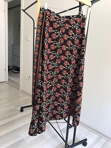 Salaş asimetrik kesim etek