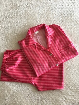 Saten Pijama Takımı