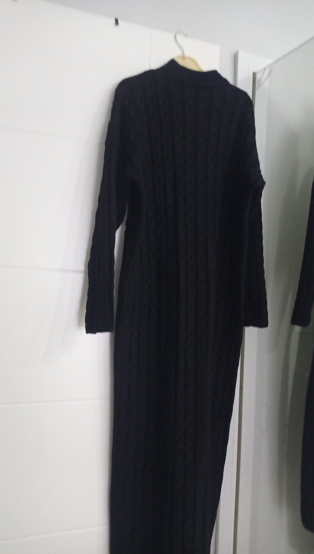 Kahverengi Yüksek Yaka Örgü Uzun Elbise - Görsel 3