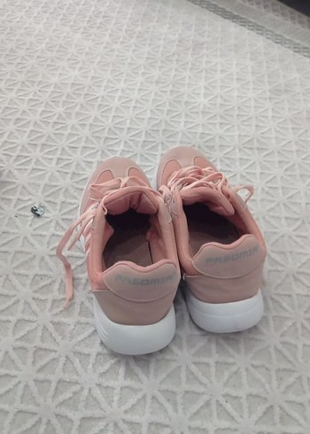 Pembe Bağcıklı Kadın Spor Ayakkabı - Görsel 2