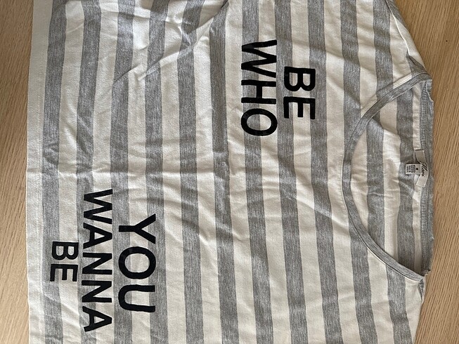 Mavi tshirt