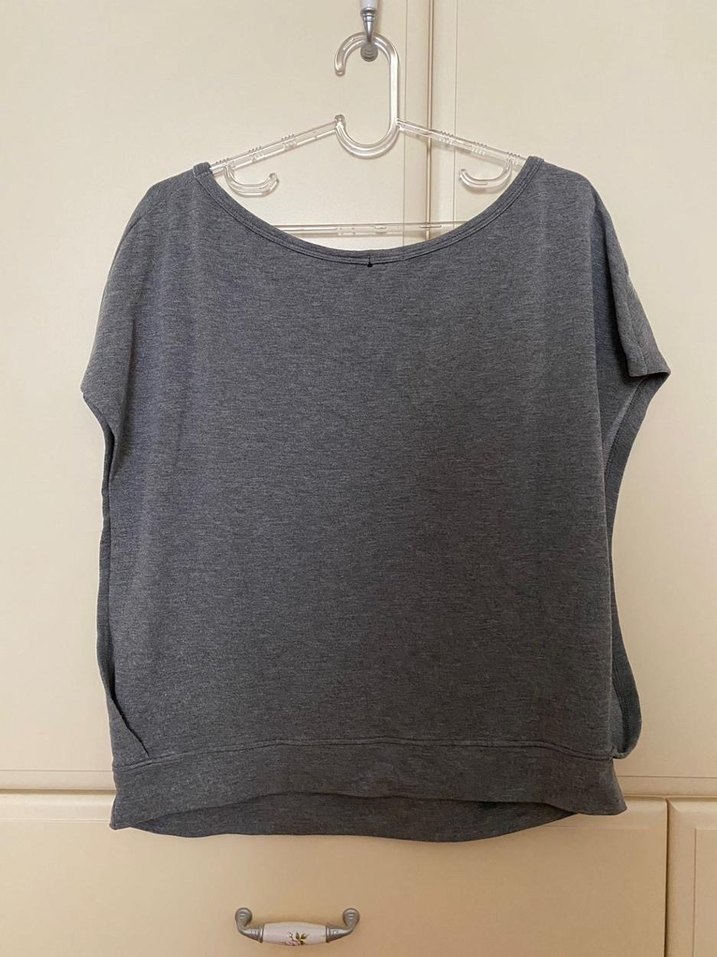 Gri Spor Tişörtü, Kısa Kollu, Rahat Kesim - Görsel 2