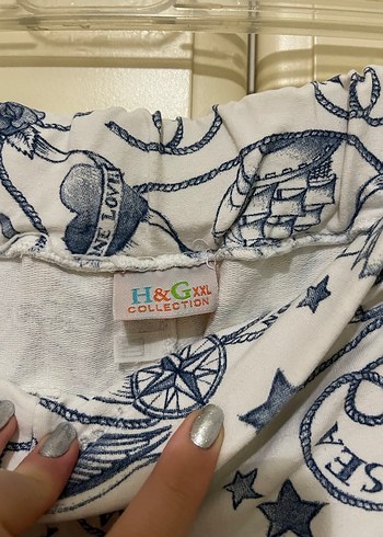 Desenli Beyaz Midi Likralı Pantolon - Görsel 3