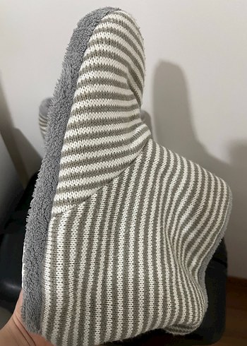 Gri Örgü Sıcak Tutan Ev Terliği - Görsel 3