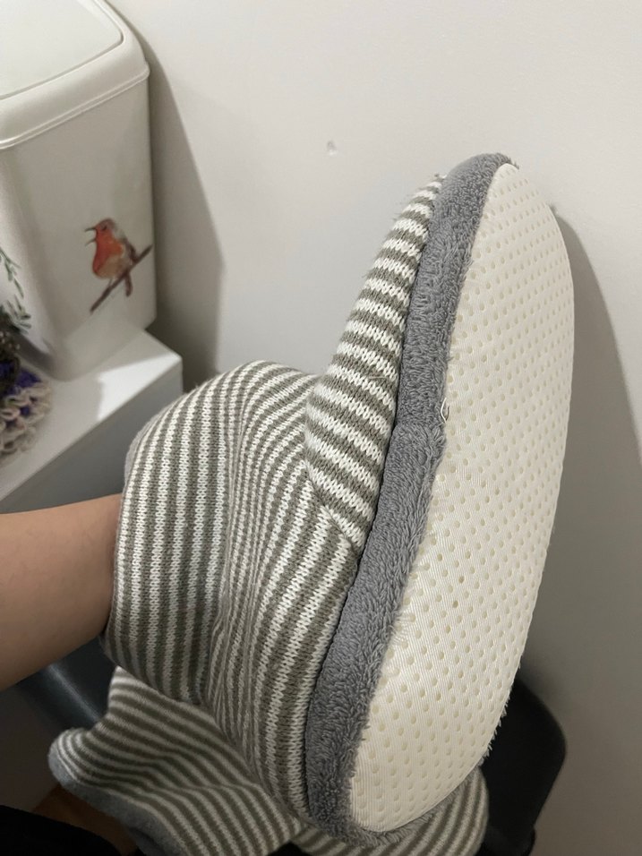 Gri Örgü Sıcak Tutan Ev Terliği - Görsel 5