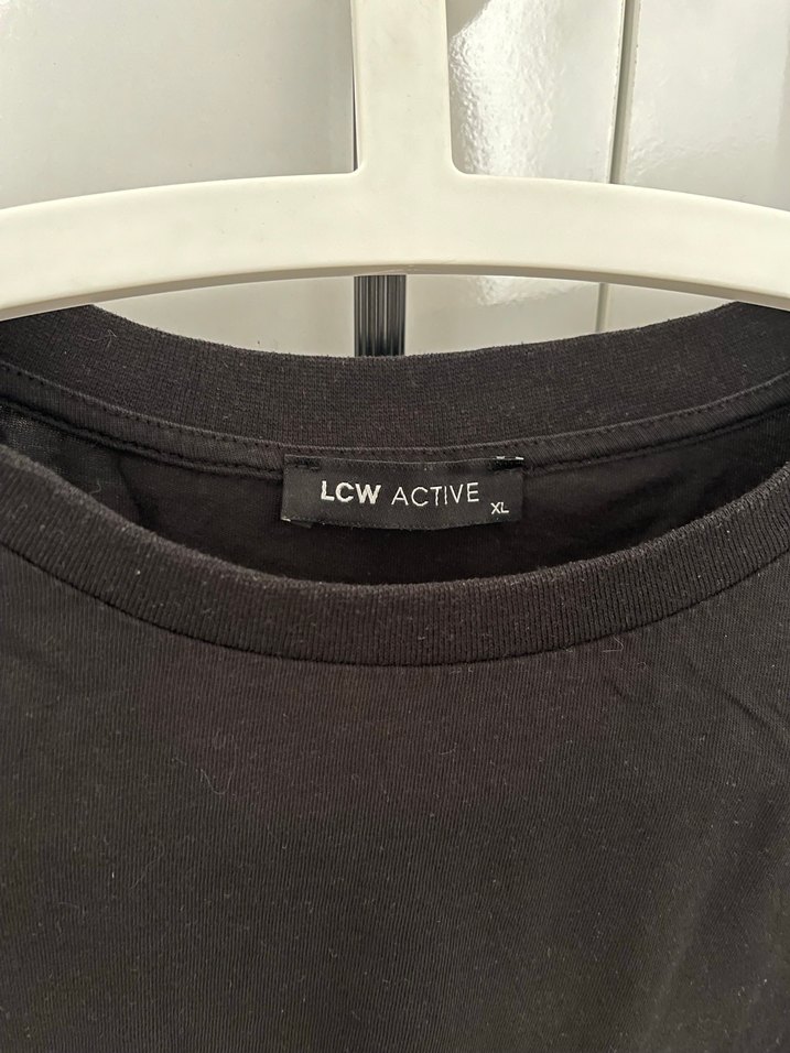 Siyah Salaş Kadın Crop Tişört - Görsel 2