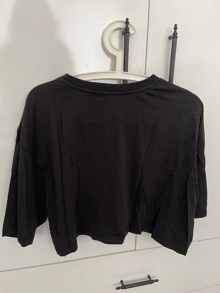 Siyah Salaş Kadın Crop Tişört - Görsel 3