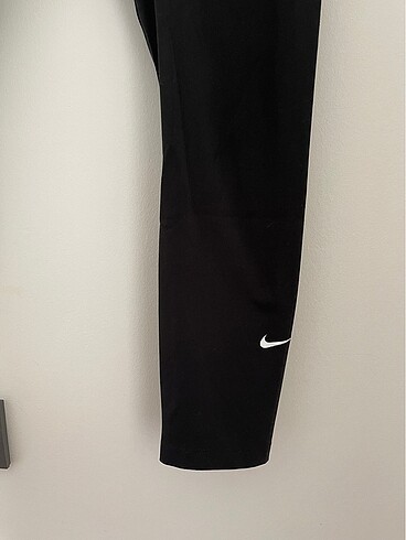 l Beden siyah Renk Nike One Yüksek Bel Crop Tayt