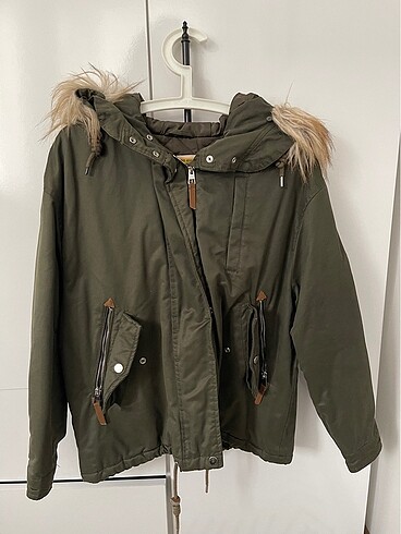 Pull nad Bear Haki Kaban