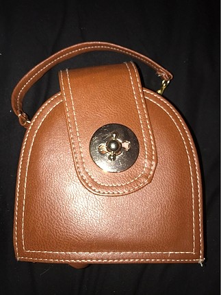kahverengi küçük el çantası