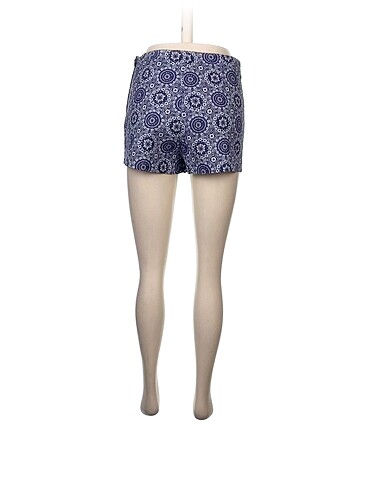 38 Beden H&M Mini Şort %70 İndirimli.