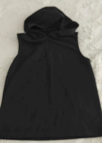 Siyah Kapüşonlu Kolsuz tişört - Görsel 3