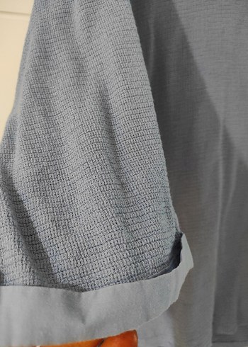 Mavi V Yaka Düğmeli Keten Gömlek - Görsel 2