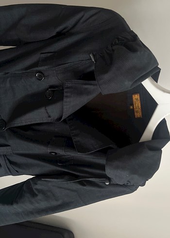 Siyah Düğmeli uzun Trençkot - Görsel 3