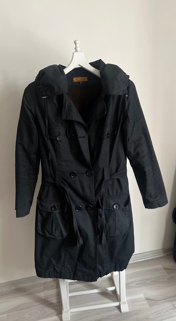 Siyah Düğmeli uzun Trençkot - Görsel 2