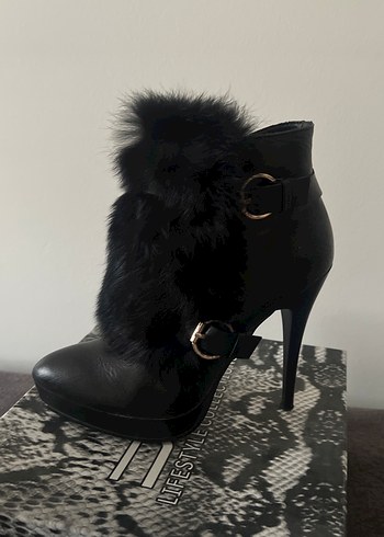 Siyah Deri Kürklü Yüksek Topuklu Gotik Bot - Görsel 2
