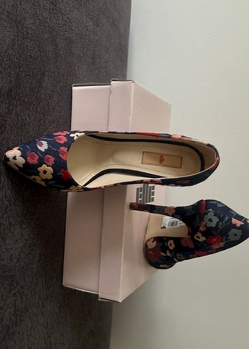 Çiçek Desenli Stiletto - Görsel 2