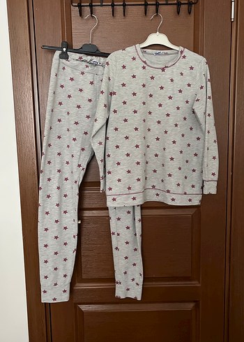 Uzun Kollu, Gevşek Kesim Gri Kadın Pijama Takımı