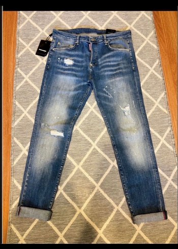 DSquared2 Mavi Yikamali Dar Kesim Jean